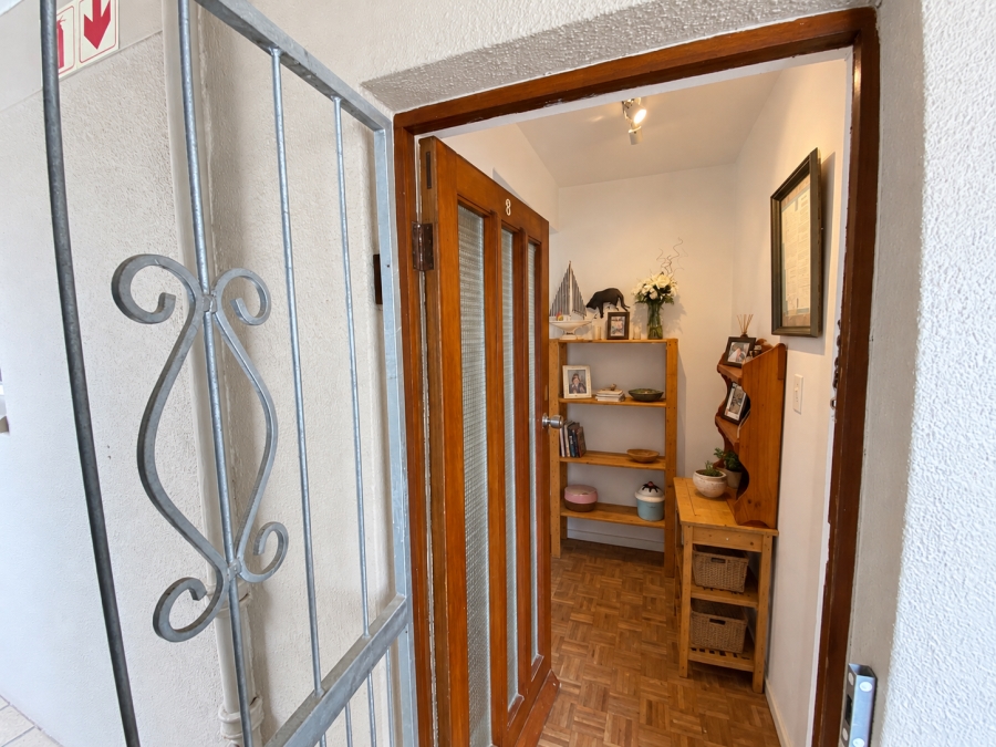 1 Bedroom Property for Sale in Fish Hoek Western Cape